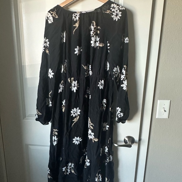 Sonoma Black Floral Long Sleeve Dress- Maternity - Picture 3 of 3